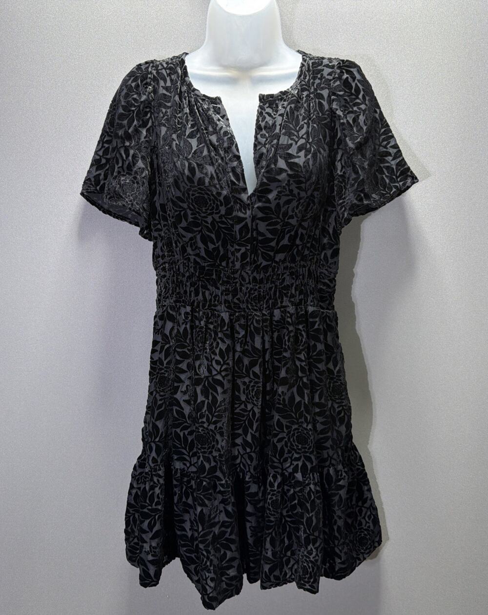 Anthropologie Dress Size Small Black The Somerset Collection Velvet Floral Mini
